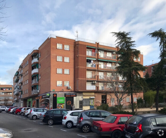 Avenida Constitución, 42, Coslada, Madrid en venta - Foto del edificio - Imagen 3 de 3