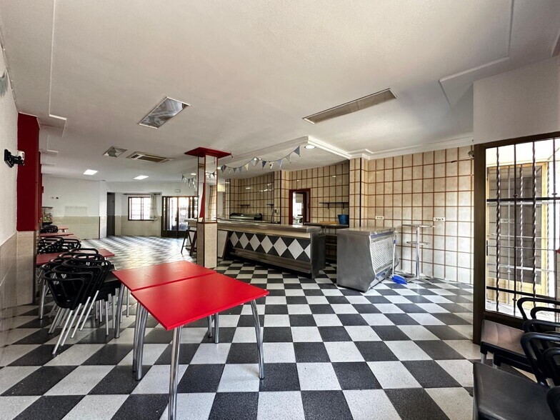 Local en Carlet en venta - Foto del edificio - Imagen 1 de 24