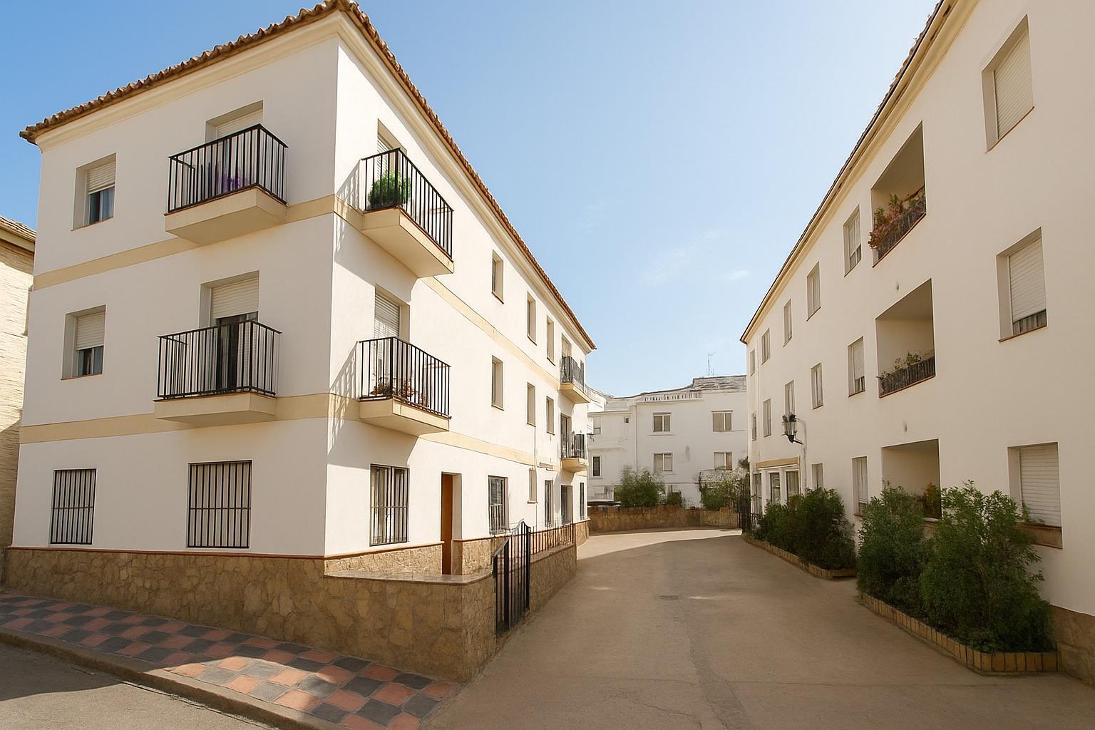 Edificio residencial en Órgiva en venta Foto del edificio- Imagen 1 de 21