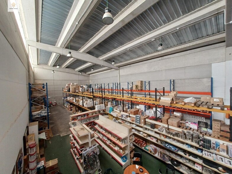 Nave en Cáceres, Cáceres en venta - Foto del edificio - Imagen 2 de 7