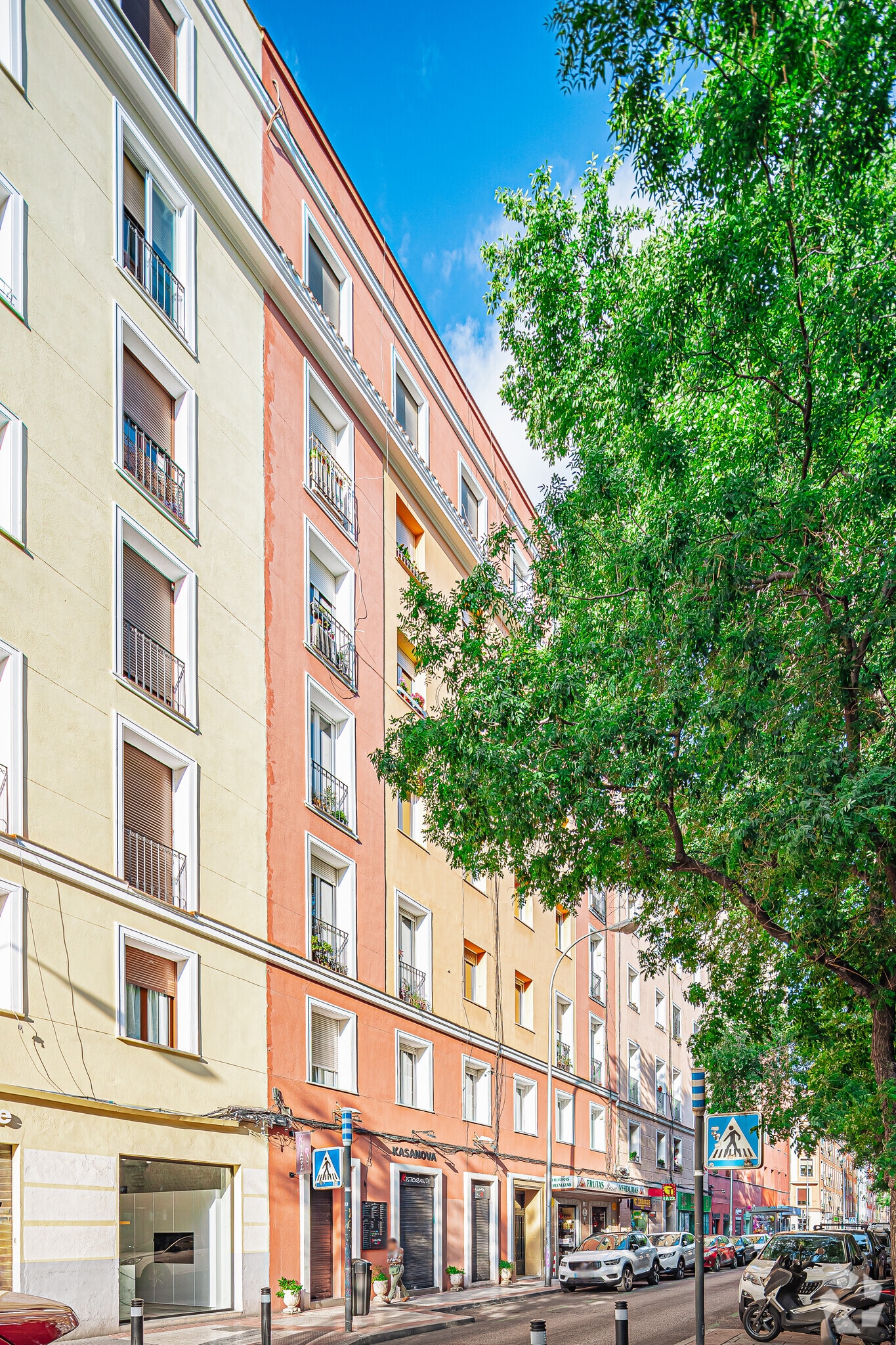 Edificio residencial en Madrid, Madrid en venta Foto principal- Imagen 1 de 3