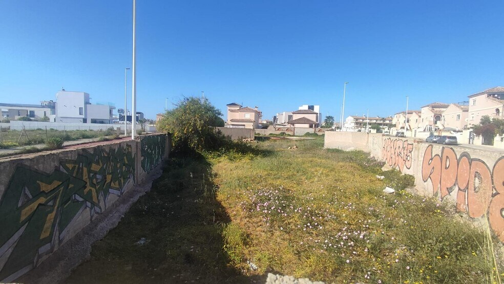Terreno en Orihuela en venta - Foto del edificio - Imagen 2 de 4