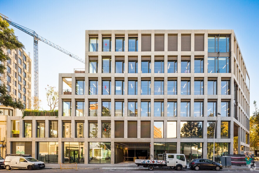 Oficina en Barcelona, Barcelona en alquiler - Foto del edificio - Imagen 3 de 7