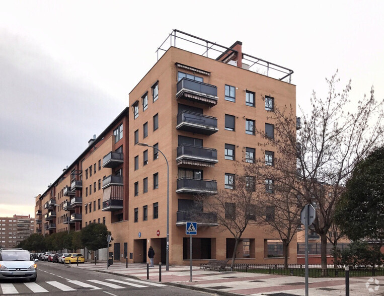 Avenida Libertad, Alcorcón, Madrid en alquiler - Foto del edificio - Imagen 2 de 3