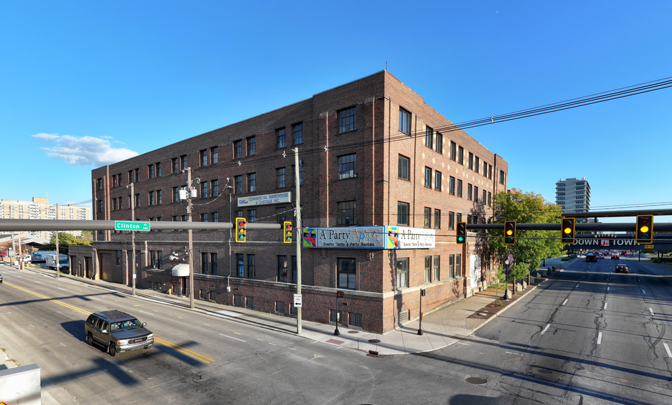 200 E Superior St, Fort Wayne, IN en venta - Foto del edificio - Imagen 1 de 10