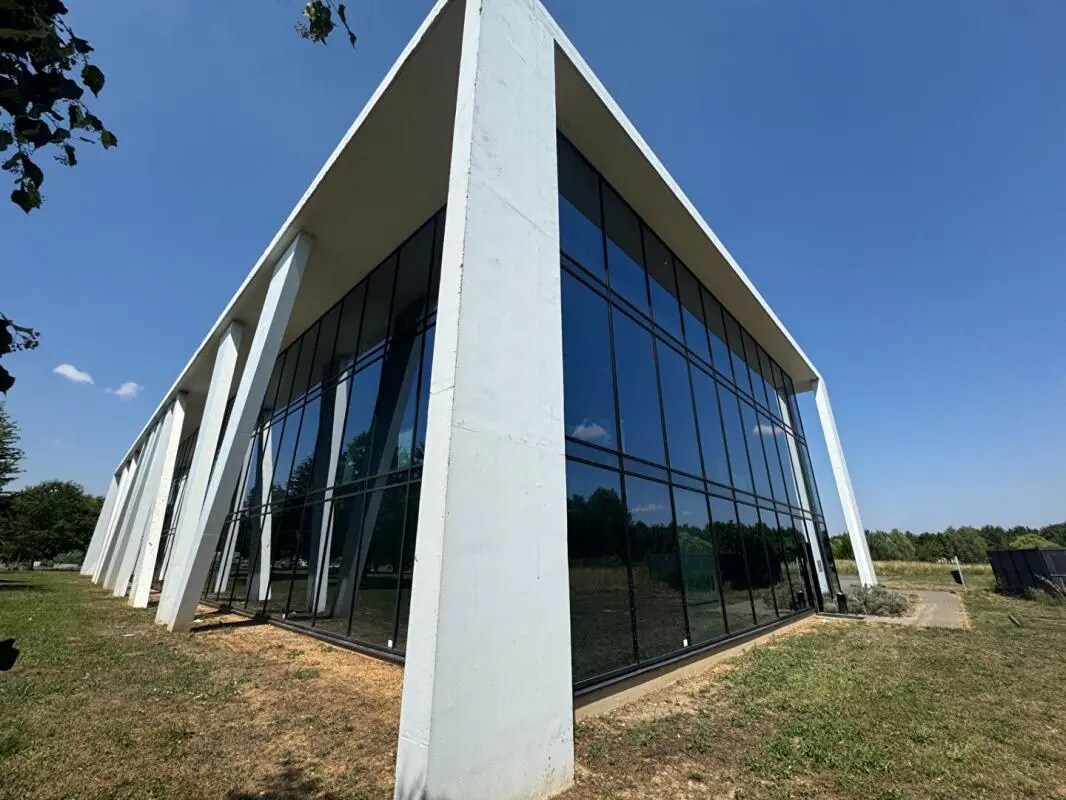 1 Rue Jean Louis Etienne, Norroy le Veneur en alquiler Foto del edificio- Imagen 1 de 2