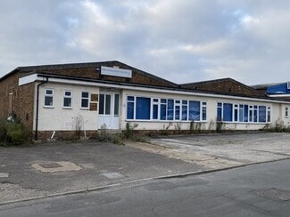 Más detalles de 13-14 Clifton Rd, Huntingdon - Nave en venta