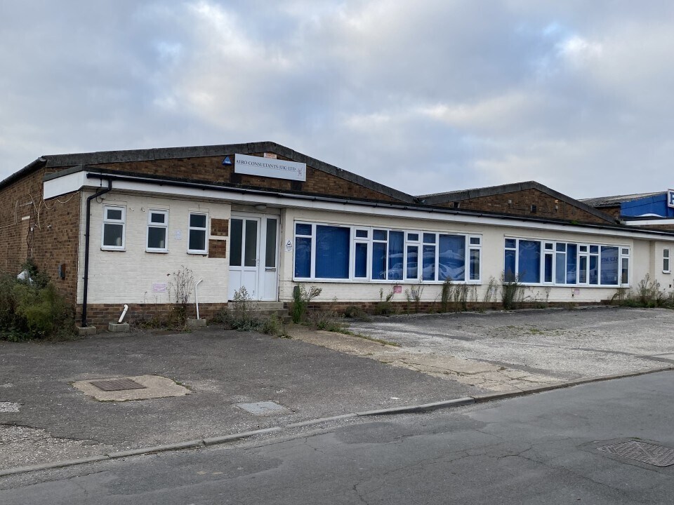 13-14 Clifton Rd, Huntingdon en venta Foto principal- Imagen 1 de 6