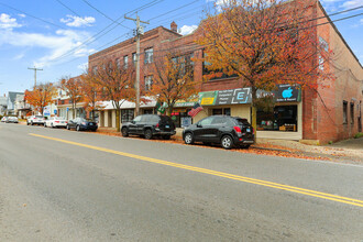 549 Howe Ave, Shelton, CT en alquiler Foto del edificio- Imagen 1 de 2