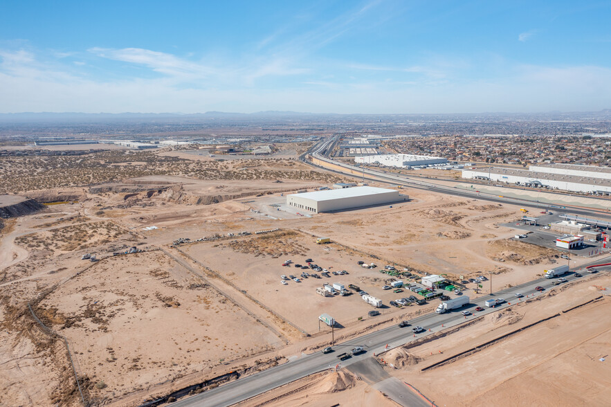 Joe Battle Blvd, El Paso, TX en alquiler - Foto del edificio - Imagen 3 de 11