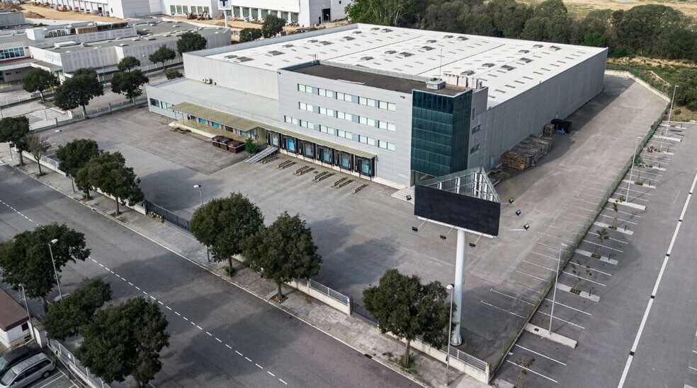 Nave en Granollers, Barcelona en alquiler - Foto del edificio - Imagen 3 de 6