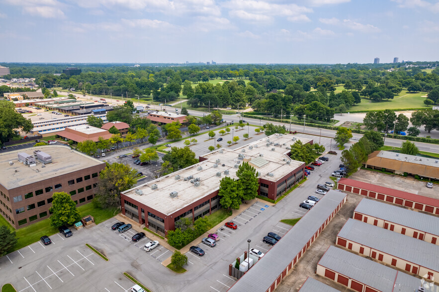 6506 S Lewis Ave, Tulsa, OK en alquiler - Foto del edificio - Imagen 3 de 6