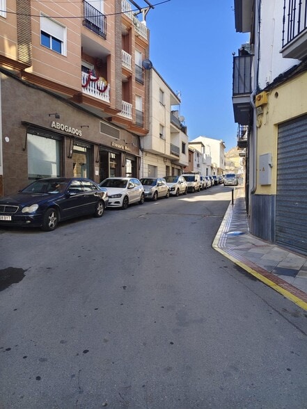 Local en Atarfe, Granada en alquiler - Foto del edificio - Imagen 1 de 10