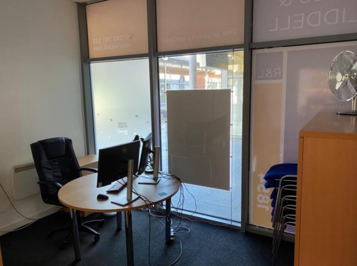 1-37 Camperdown St, Dundee, ANS DD1 3JA - Unidad 19 - - Foto del interior - Image 1 of 3