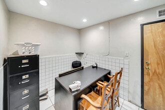 6358-6360 Van Nuys Blvd, Van Nuys, CA en alquiler Foto del edificio- Imagen 2 de 6