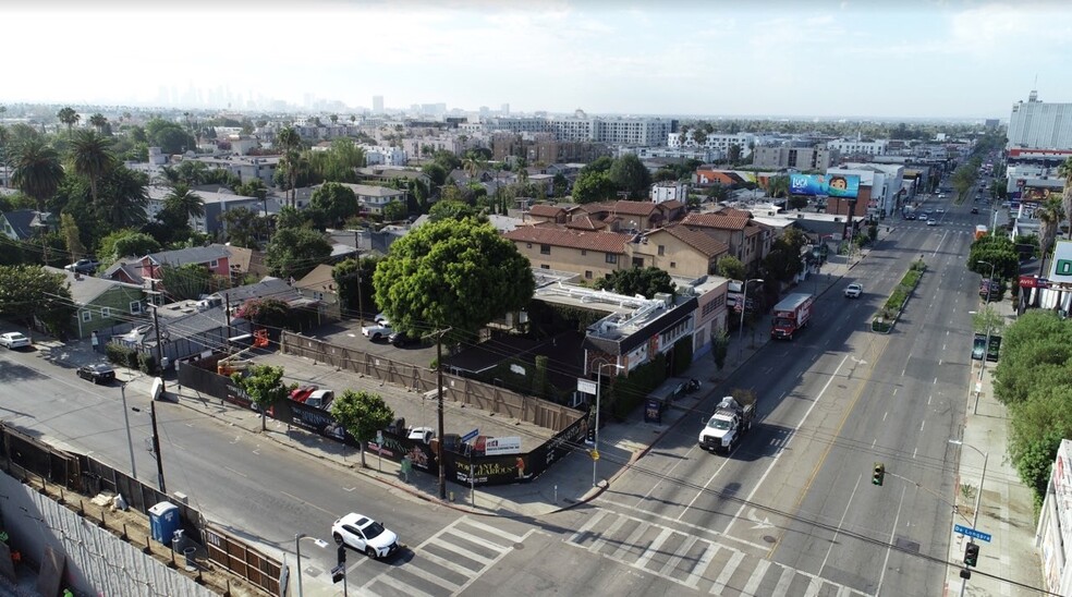 1358 N Highland Ave, Los Angeles, CA en venta - Vista aérea - Imagen 2 de 2