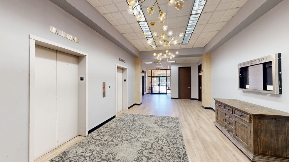 Value-Add DFW Office Portfolio cartera de 2 inmuebles en venta en LoopNet.es - Matterport 3D Scan - Imagen 3 de 25