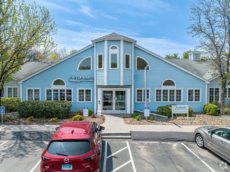 384-392 Merrow Rd, Tolland, CT en alquiler - Foto del edificio - Imagen 2 de 18