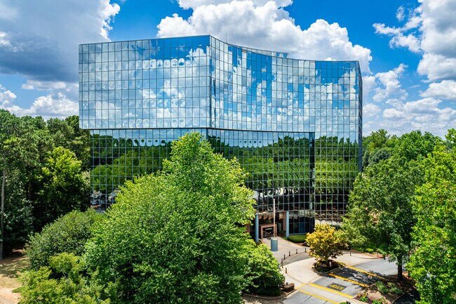 Más detalles de 100 Crescent Centre Pky, Tucker, GA - Oficina, oficina/clínica en alquiler