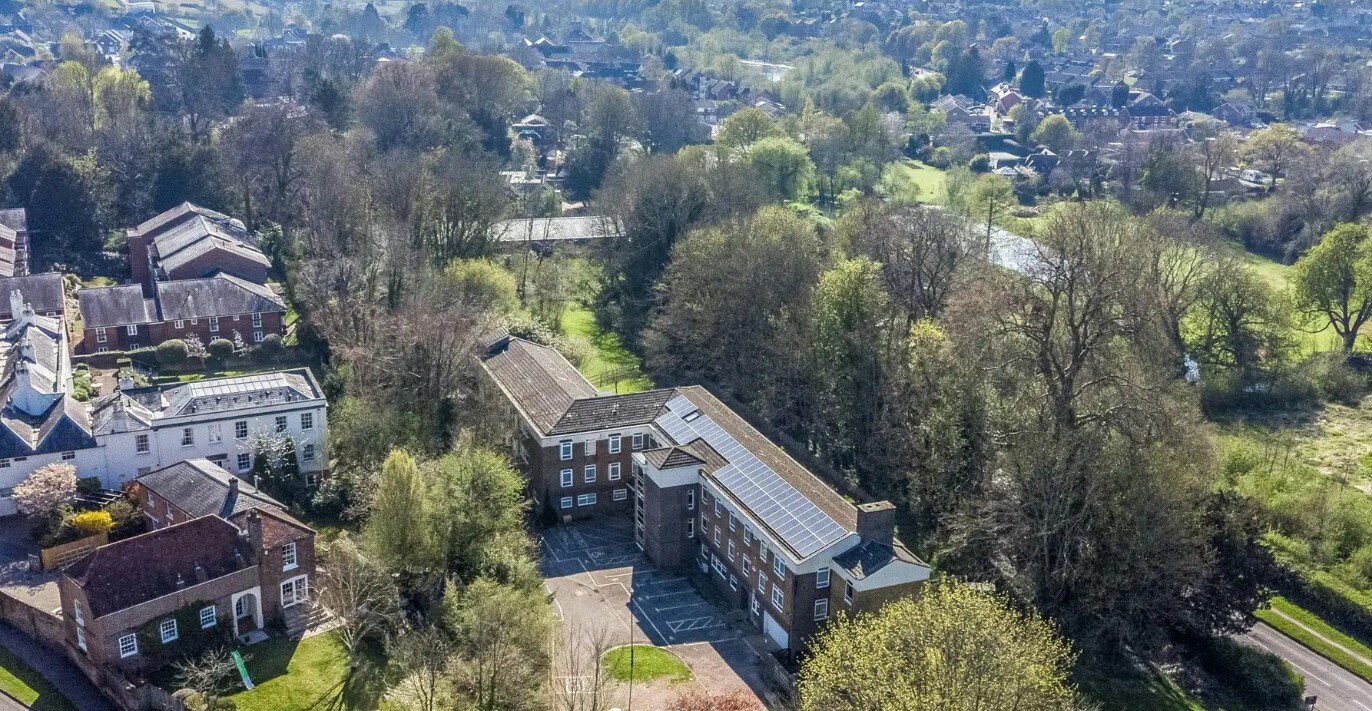 40 Lower Ln, Bishops Waltham en venta Foto del edificio- Imagen 1 de 10