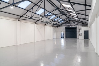 23 Crown Rd, Enfield en alquiler Foto del interior- Imagen 1 de 2