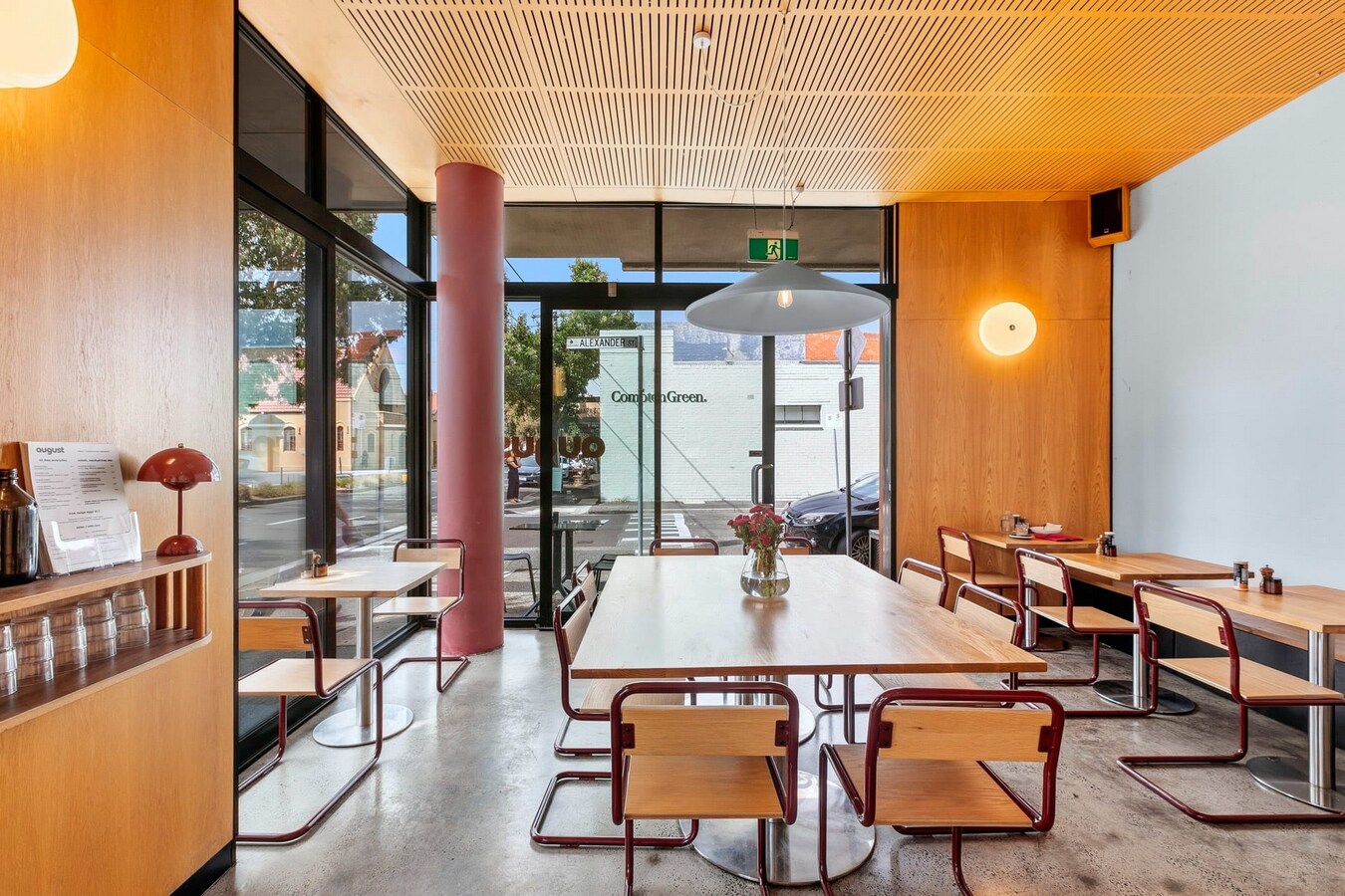 130 Victoria St, Seddon, VIC 3011 - Unidad 3 & 4 -  - Foto del interior - Image 2 of 4