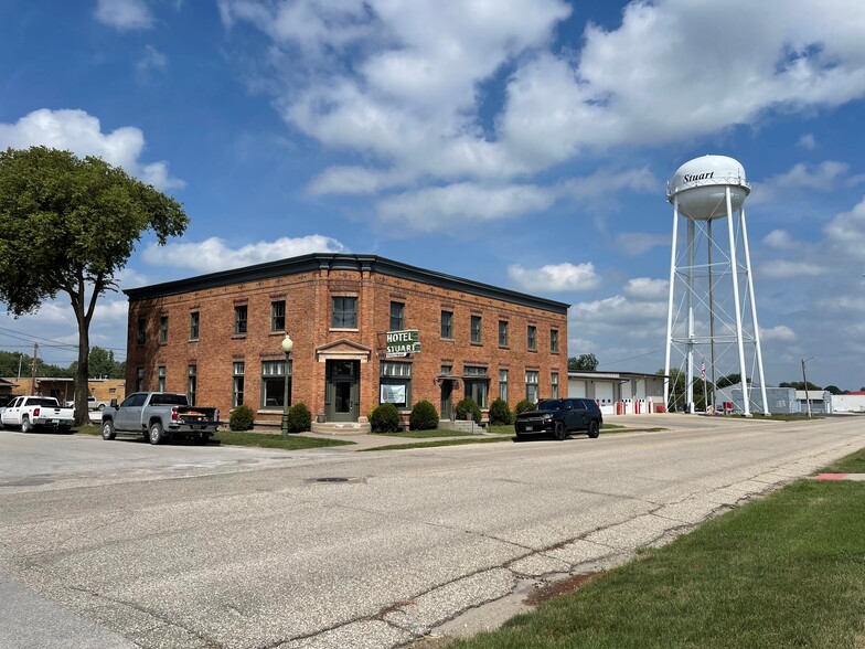 203 E Front St, Stuart, IA en alquiler - Foto del edificio - Imagen 1 de 8