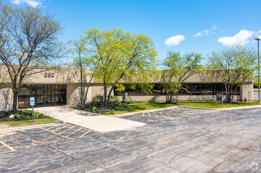 850 E Algonquin Rd, Schaumburg, IL en venta - Foto principal - Imagen 1 de 13