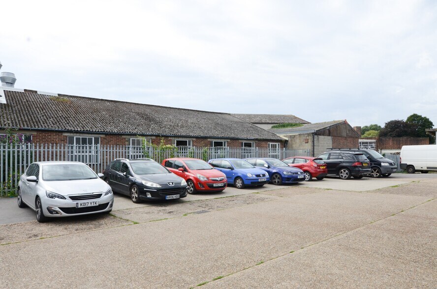 26B-28 Terminus Rd, Chichester en alquiler - Foto del edificio - Imagen 3 de 5