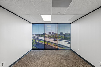 11811 North Fwy, Houston, TX en alquiler Foto del interior- Imagen 2 de 10