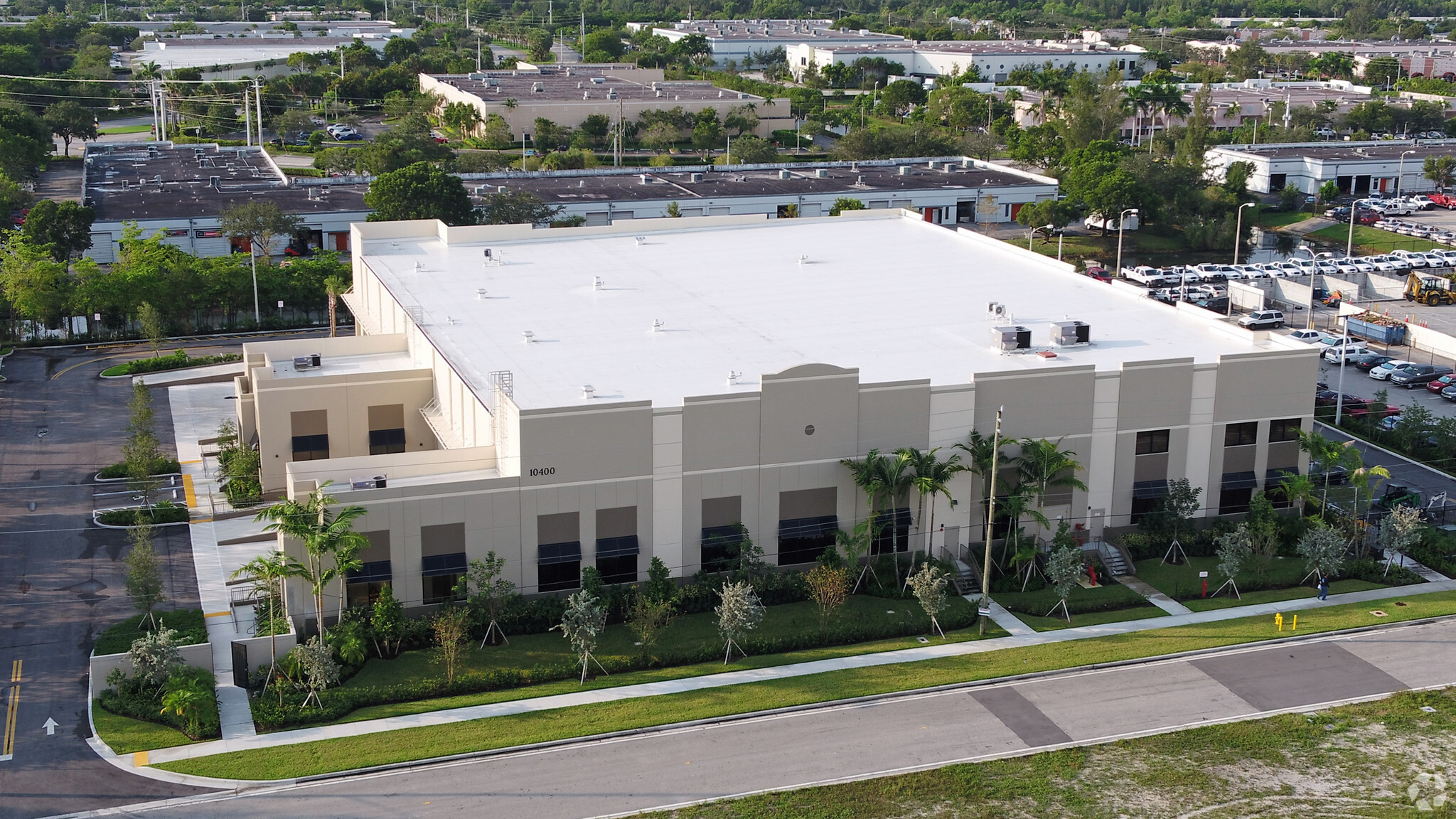 10400 NW 55th St, Sunrise, FL en alquiler Foto principal- Imagen 1 de 9