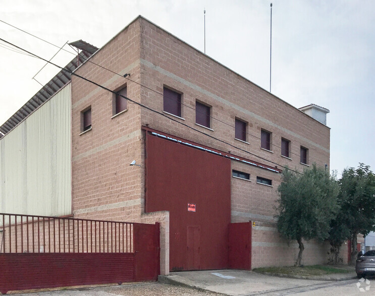 Calle del Uranio, 10, San Martín de la Vega, Madrid en alquiler - Foto principal - Imagen 1 de 3