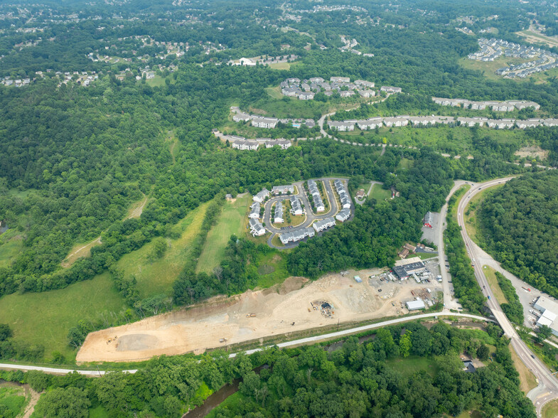 173 Old Beaver Grade Rd, Coraopolis, PA en alquiler - Foto del edificio - Imagen 2 de 2