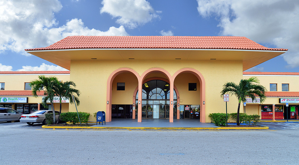 5500 W Oakland Park Blvd, Lauderhill, FL en alquiler - Foto del edificio - Imagen 1 de 7