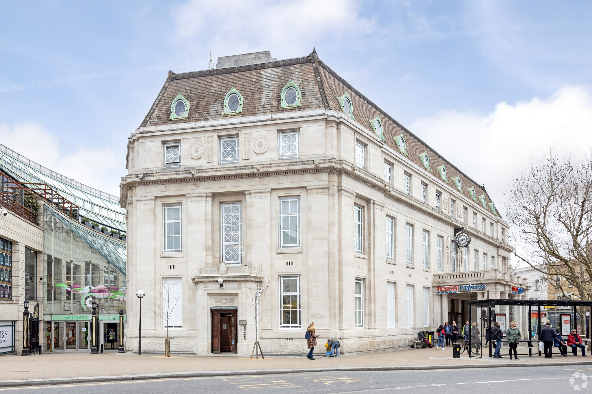 8 Queens Rd, London en alquiler Foto principal- Imagen 1 de 17