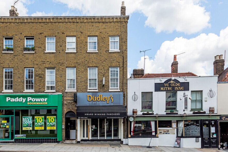 60 High St, Barnet en alquiler - Foto del edificio - Imagen 1 de 2