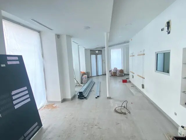 Local en Paris en alquiler - Foto del interior - Imagen 2 de 9