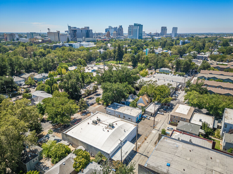 1819 E St, Sacramento, CA en venta - Foto del edificio - Imagen 1 de 14