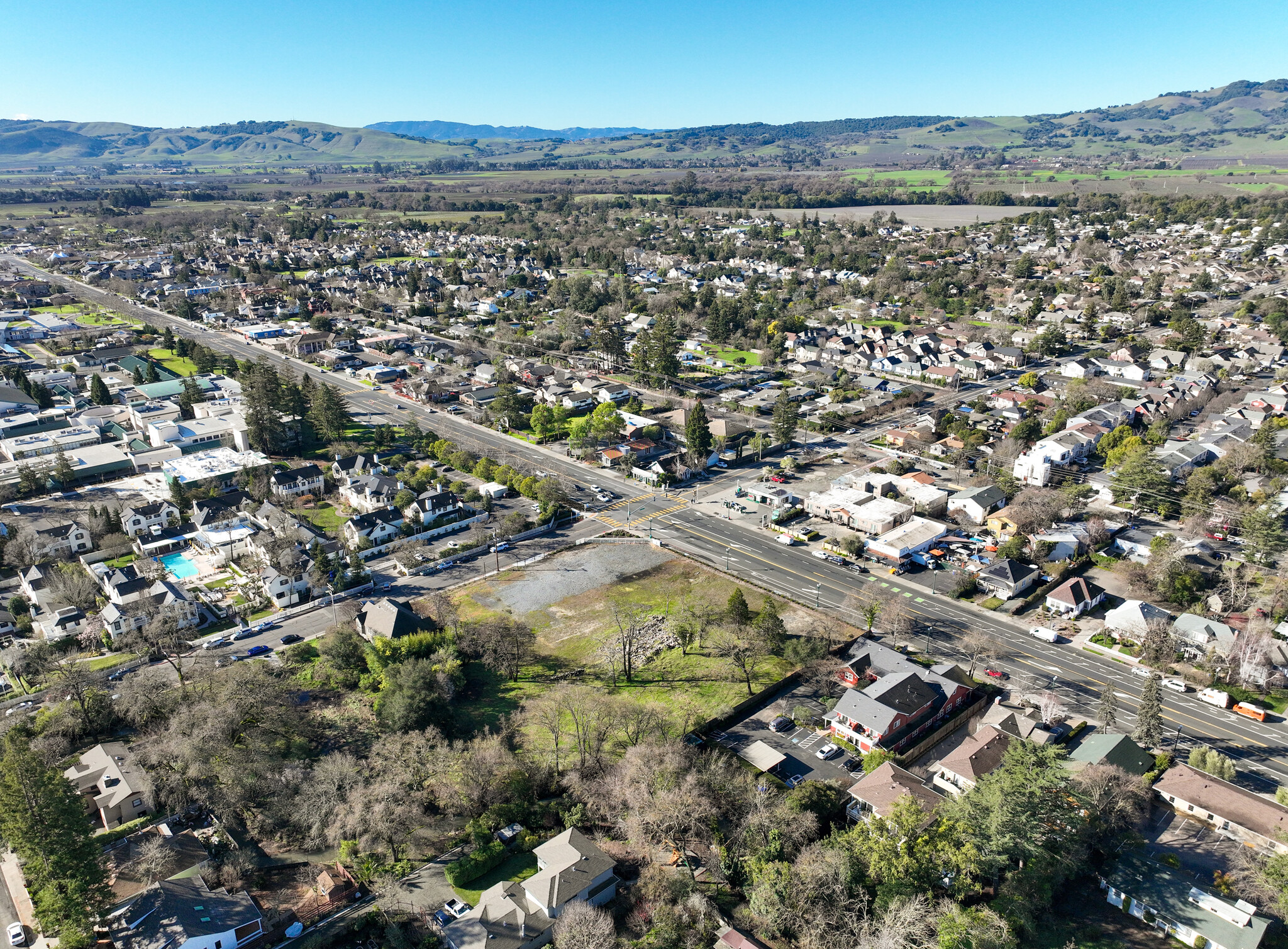 870 Broadway, Sonoma, CA en venta Foto del edificio- Imagen 1 de 7