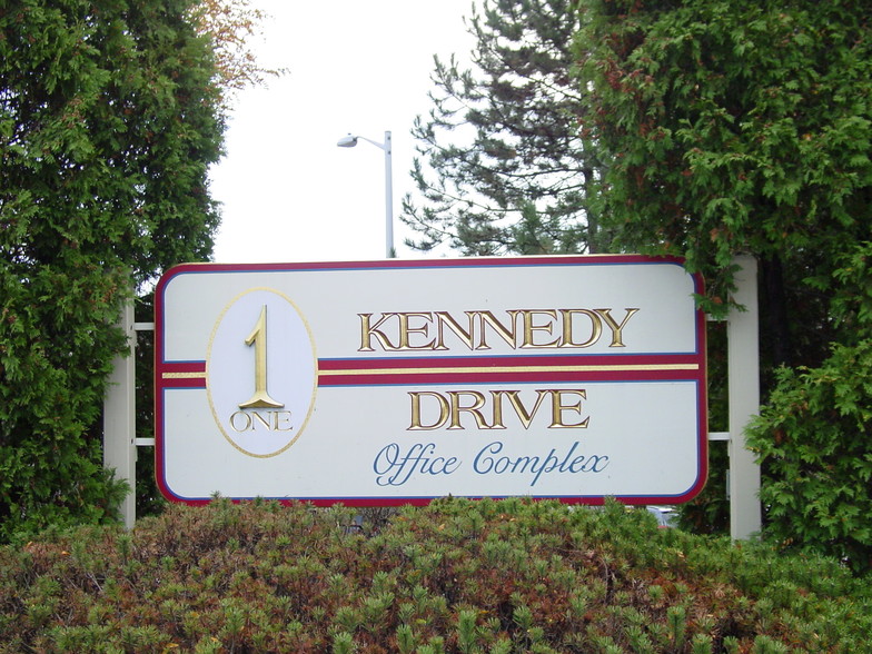 1 Kennedy Dr, South Burlington, VT en alquiler - Foto del edificio - Imagen 3 de 12