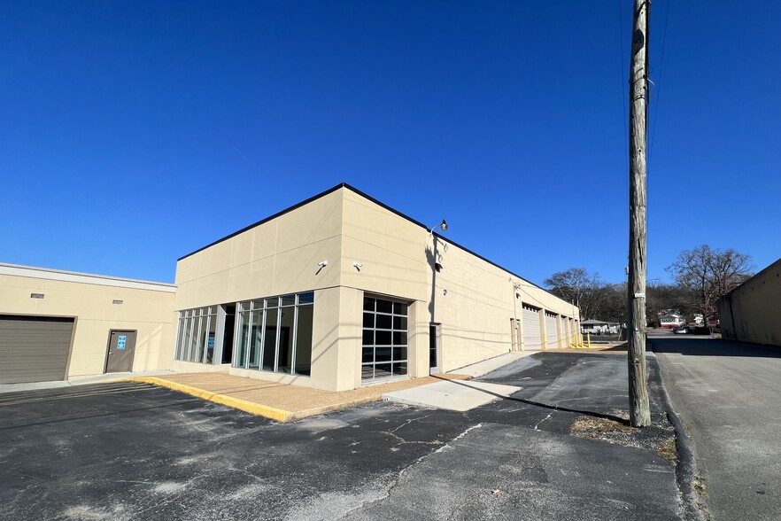 2811 E 49th St, Chattanooga, TN en alquiler - Foto del edificio - Imagen 1 de 21