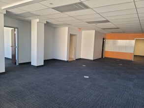 300 S Washington Sq, Lansing, MI en alquiler Foto del interior- Imagen 2 de 8