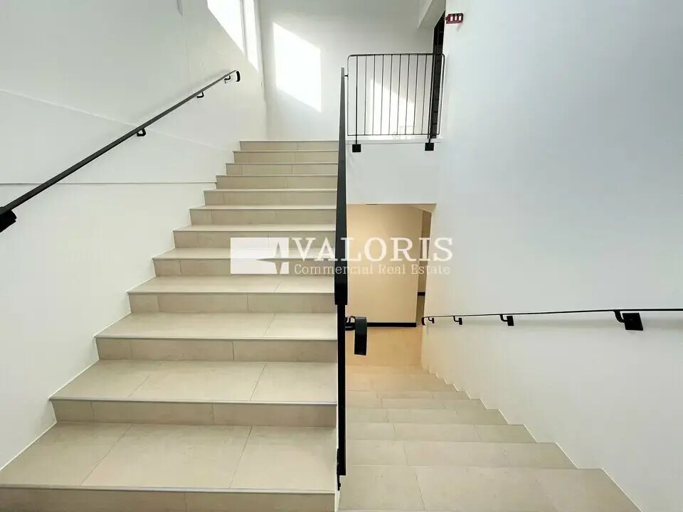 206 Rue Alexandre Richetta, Villefranche-sur-Saône, RHO 69400 - Unidad Lot 1 -  - Foto del interior - Image 1 of 4