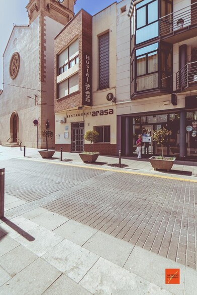 Hotel y hospedaje en Santa Bàrbara, Tarragona en venta - Foto del edificio - Imagen 3 de 50