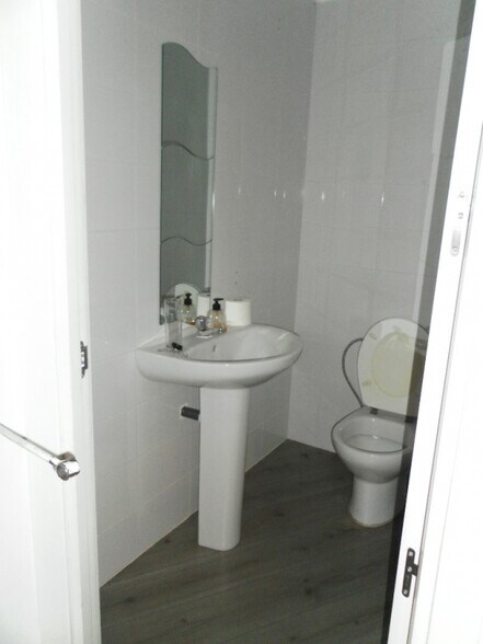 Local en Córdoba, Córdoba en alquiler - Foto del interior - Imagen 3 de 3