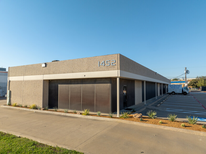 1450 Halsey Way, Carrollton, TX en alquiler - Foto del edificio - Imagen 1 de 6