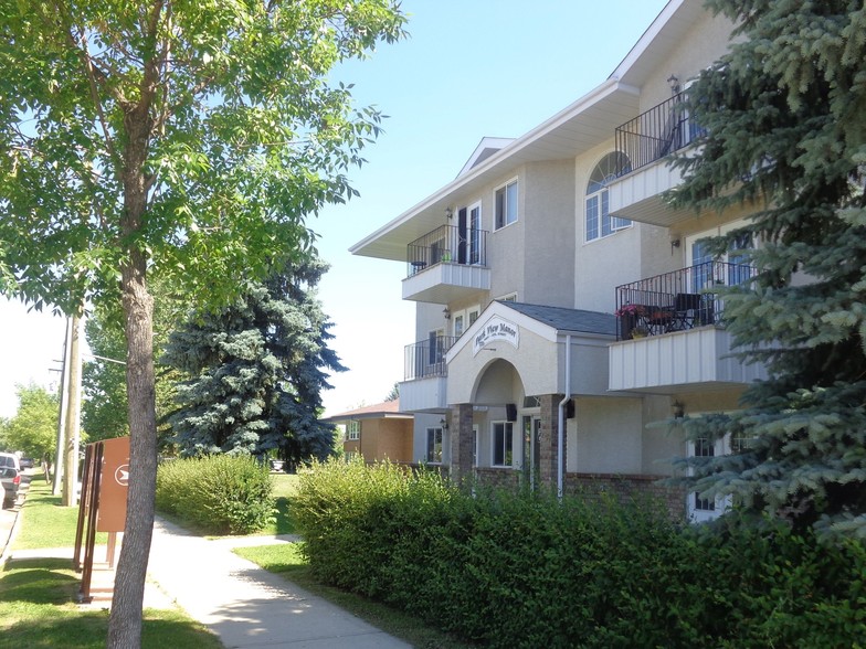 4821 47th St, Drayton Valley, AB en venta - Foto principal - Imagen 1 de 2