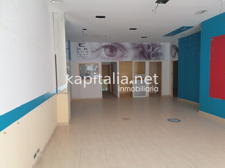 Local en Ontinyent, Valencia en alquiler - Foto del edificio - Imagen 2 de 4