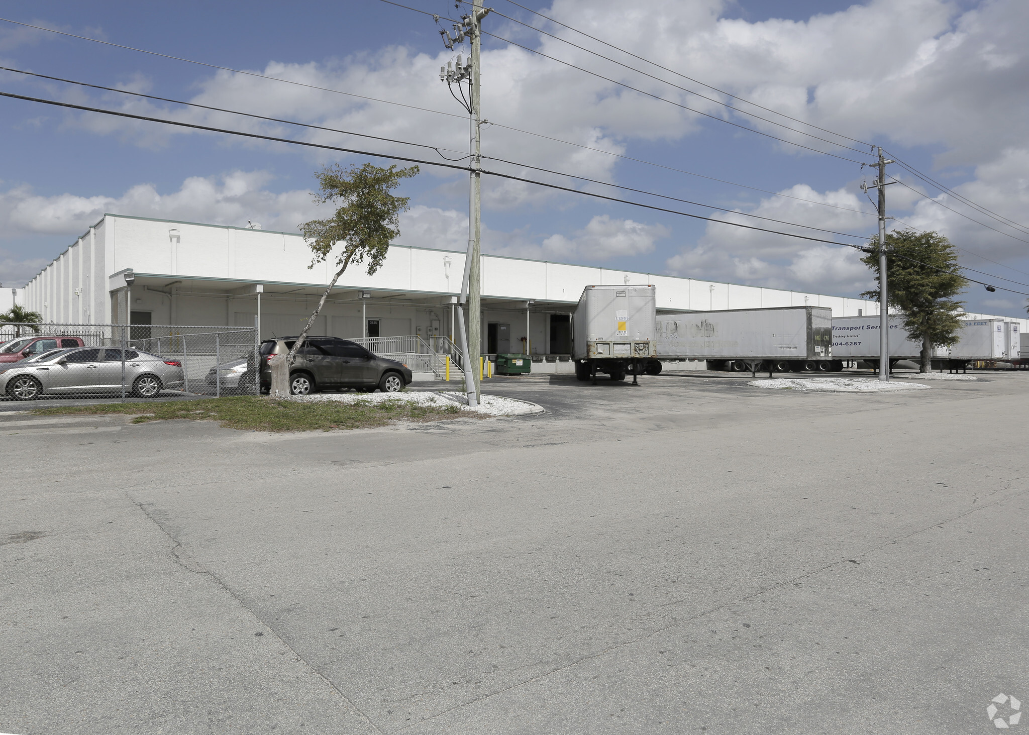 3415-3435 NW 112th St, Miami, FL en alquiler Foto principal- Imagen 1 de 8