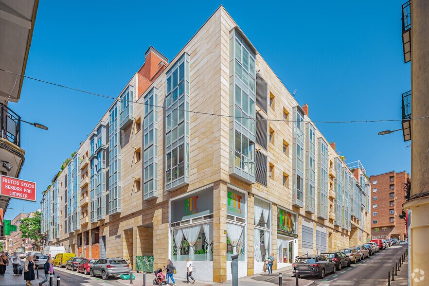 Edificio residencial en Madrid, Madrid en venta - Foto principal - Imagen 1 de 2